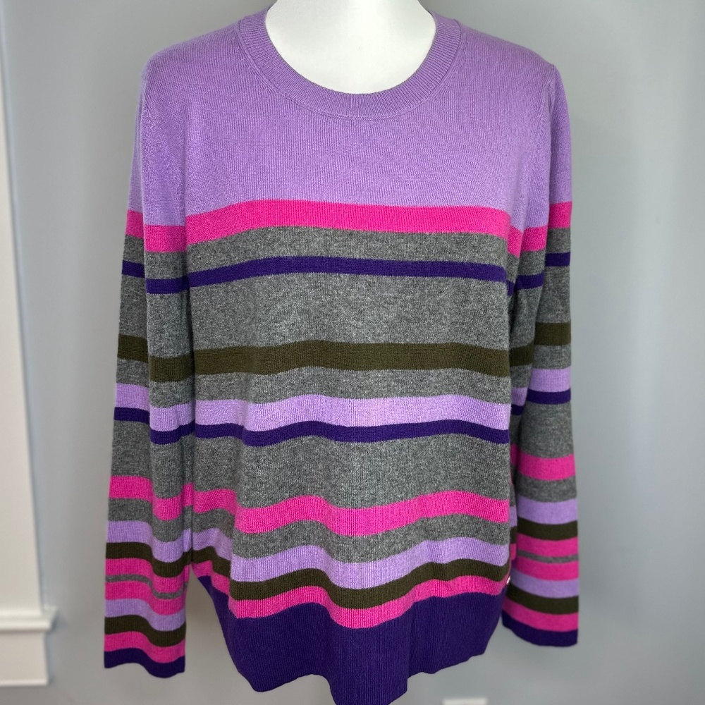 Carlisle Collection purple/grey/pink soft cashmere sweater. Like new! Size XL